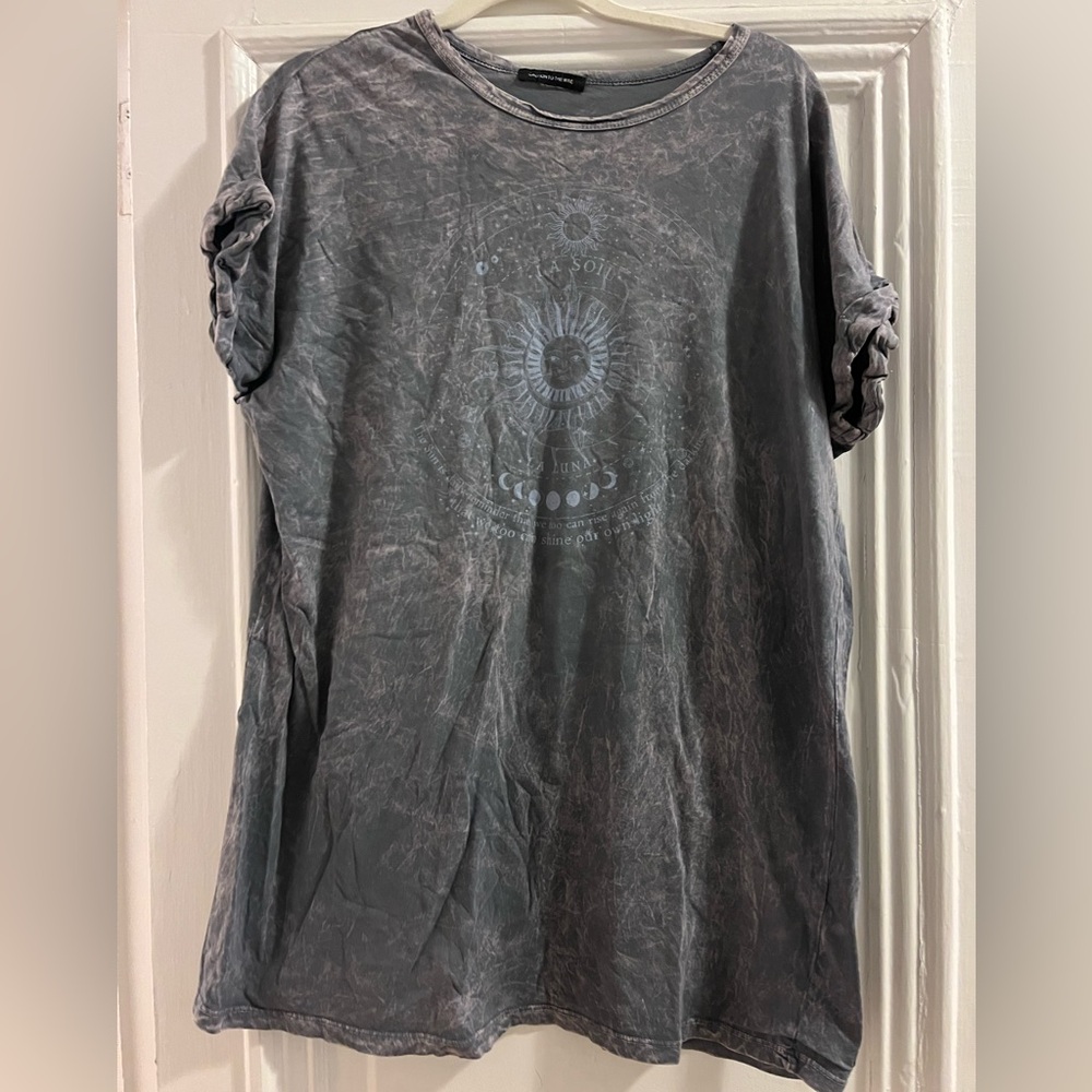 Caution To The Wind Charcoal Graphic Tee